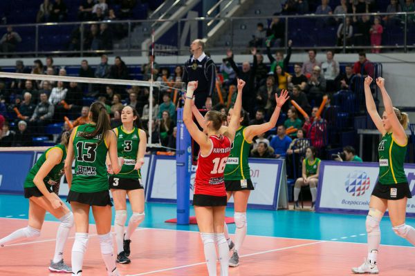 «Уралочка» вышла в полуфинал чемпионата России